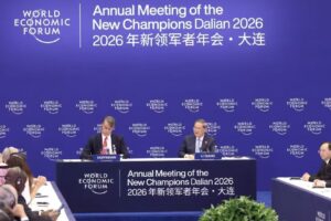 Le Premier ministre Li rencontre les participants au symposium d&rsquo;affaires à Davos d&rsquo;été