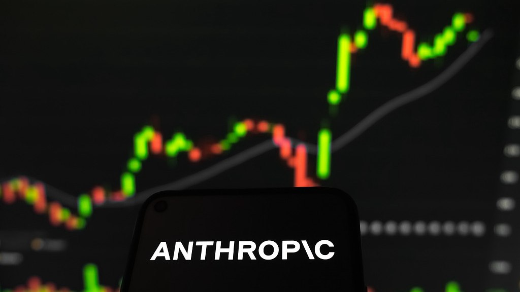 Anthropic a annoncé lundi avoir déposé confidentiellement une demande d'introduction en bourse. /VCG