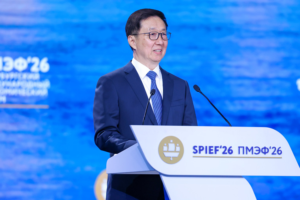 Le vice-président chinois promeut l&rsquo;Initiative de gouvernance mondiale au SPIEF