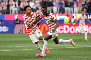 Les États-Unis battent le Paraguay 4-1 dans un début de rêve pour les co-organisateurs de la Coupe du monde