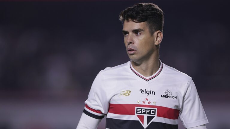 Oscar sur la retraite, souvenirs de la Chine et espoirs du Brésil pour la Coupe du Monde
