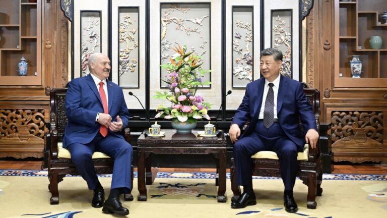 Xi Jinping rencontre le président biélorusse