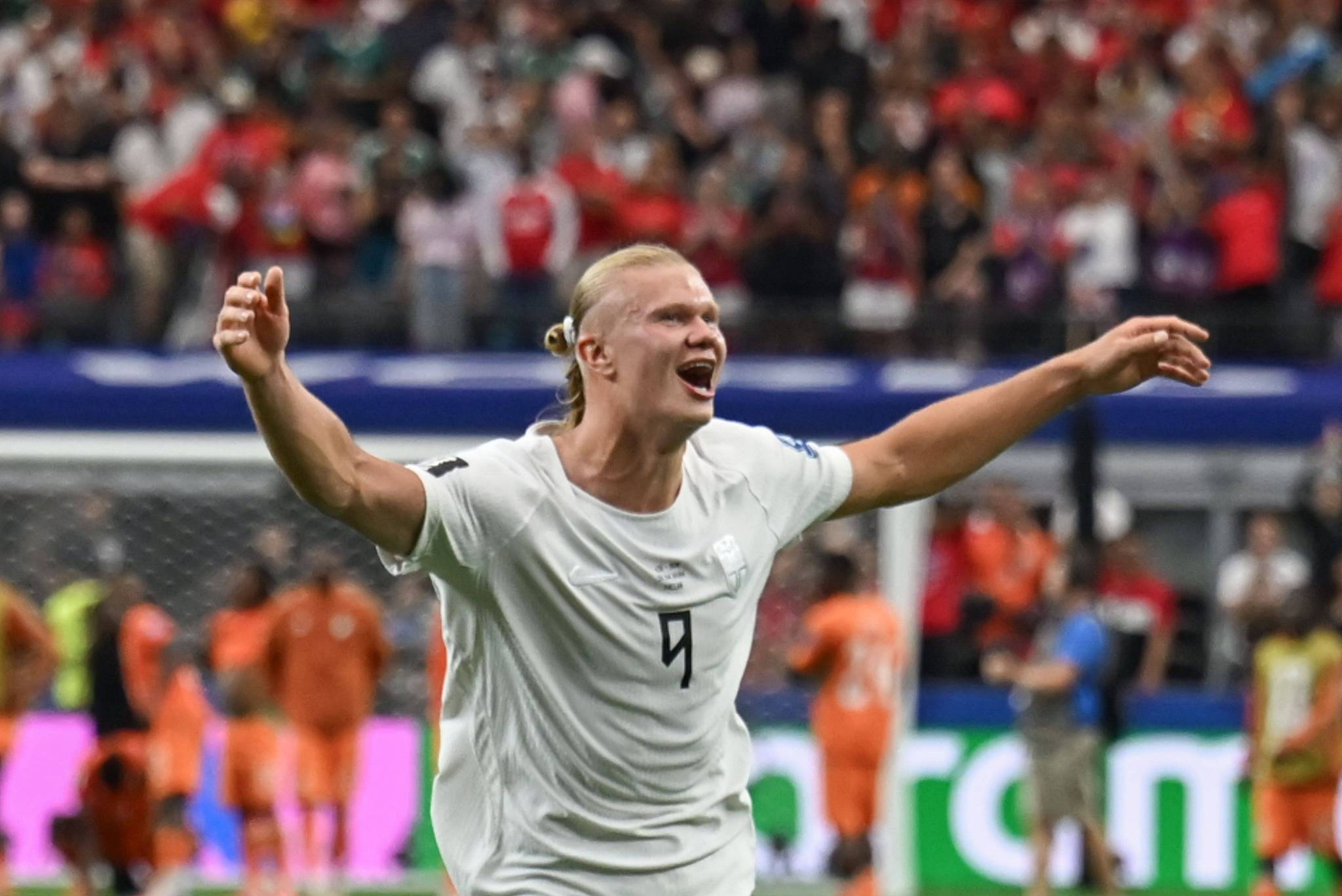 L'attaquant norvégien Erling Haaland célèbre après avoir marqué un but en huitièmes de finale contre la Côte d'Ivoire lors de la Coupe du Monde de la FIFA 2026 à Arlington, Texas, le 30 juin 2026. /VCG