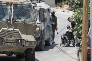 Israël arrête au moins 80 Palestiniens lors du dernier raid en Cisjordanie (ONG)