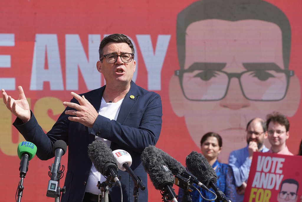 Andy Burnham s'exprime lors du lancement de sa campagne en tant que candidat travailliste à l'élection partielle de Makerfield à Makerfield, en Angleterre, le vendredi 22 mai 2026. /VCG