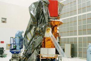 La NASA lance une mission robotique pour sauver un télescope spatial