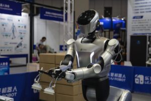 La production chinoise de robots humanoïdes devrait dépasser les 100 000 en 2026