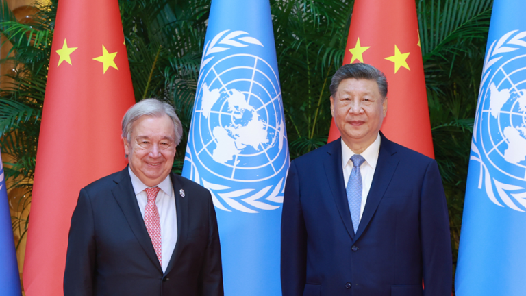 Le président Xi exprime son ferme soutien à l'ONU lors de sa rencontre avec Guterres
