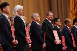 Le prix chinois de la coopération scientifique récompense les partenariats mondiaux