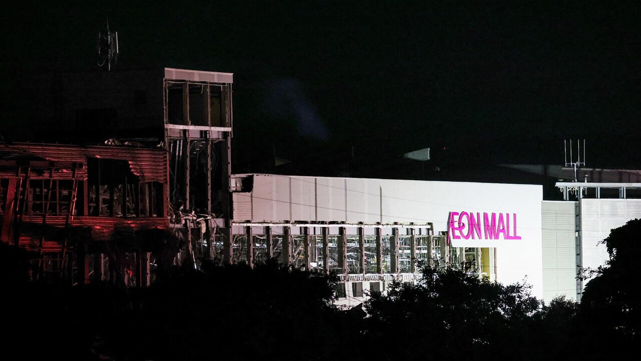 Strong earthquake in Japan, collapses and victims on the island of Kyushu
