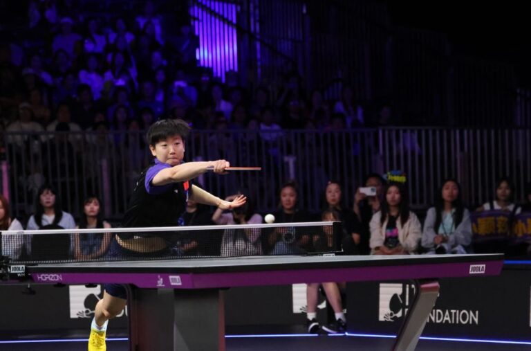 La Chinoise Sun Yingsha réussit un tir lors de la finale du simple féminin contre sa compatriote Kuai Man au WTT United States Smash à Los Angeles, Californie, le 5 juillet 2026. /Xinhua