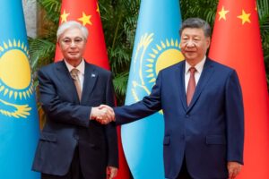 Xi Jinping rencontre le président kazakh