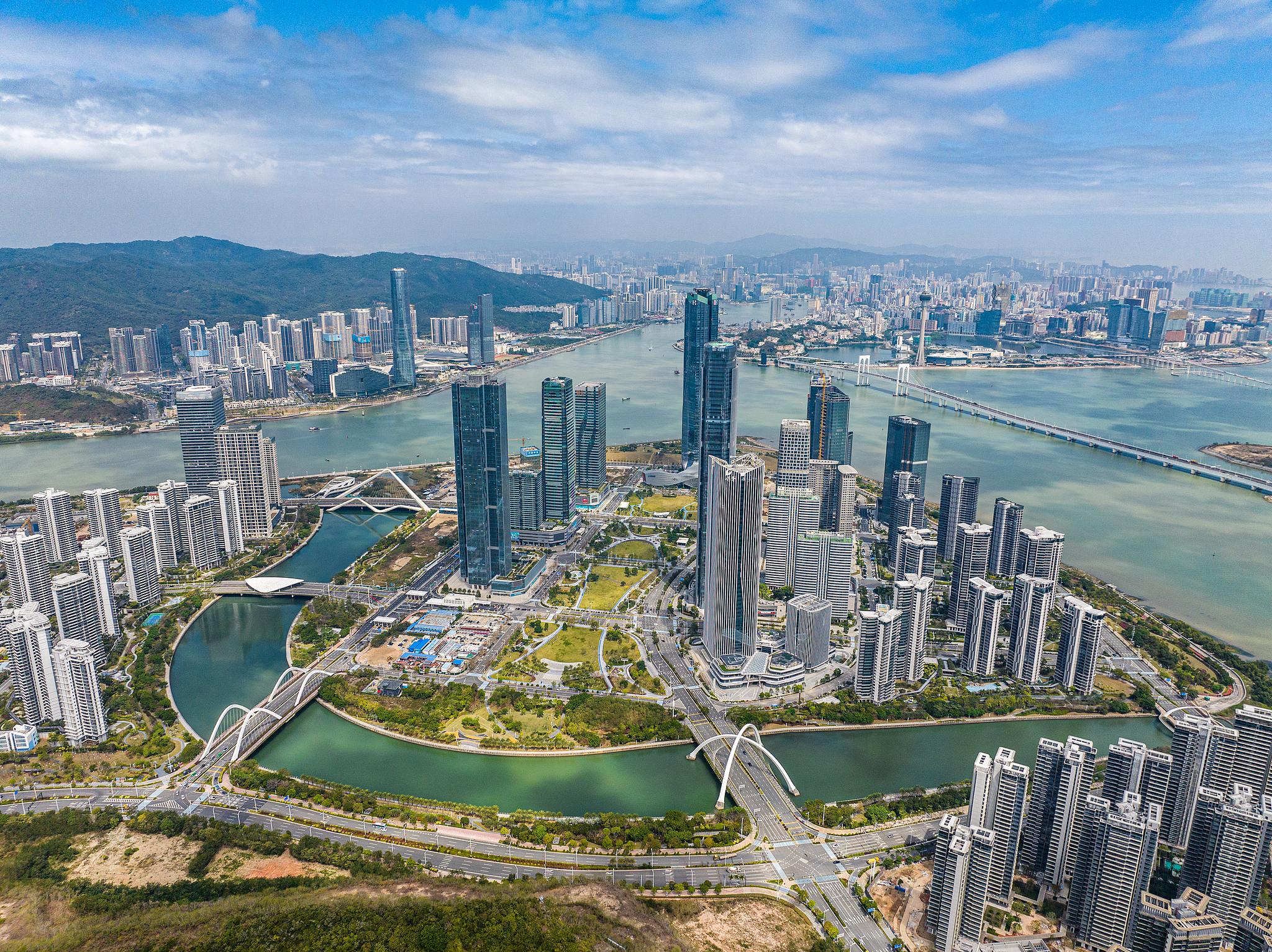 Une vue aérienne de l'île financière Hengqin-Macao à Zhuhai, province du Guangdong, Chine du Sud, le 11 mars 2025. /CFP