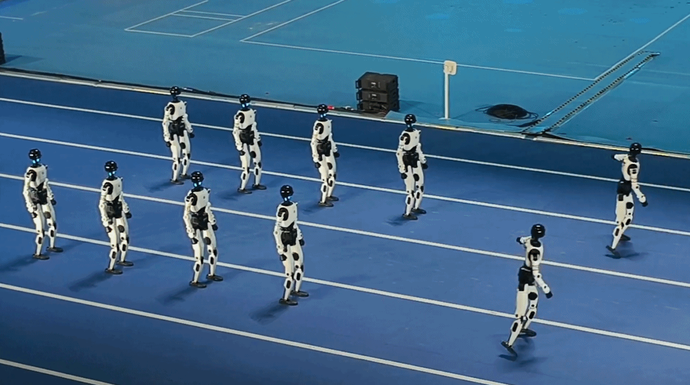Les robots dansent en parfaite synchronisation, démontrant leur stabilité. /CMG