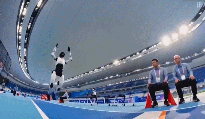 De nouvelles compétitions, notamment le tir à la corde et l'haltérophilie, feront leurs débuts aux Jeux mondiaux des robots humanoïdes de 2026. /CMG