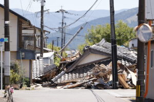 Japan earthquake, 3,000 still displaced after three weeks