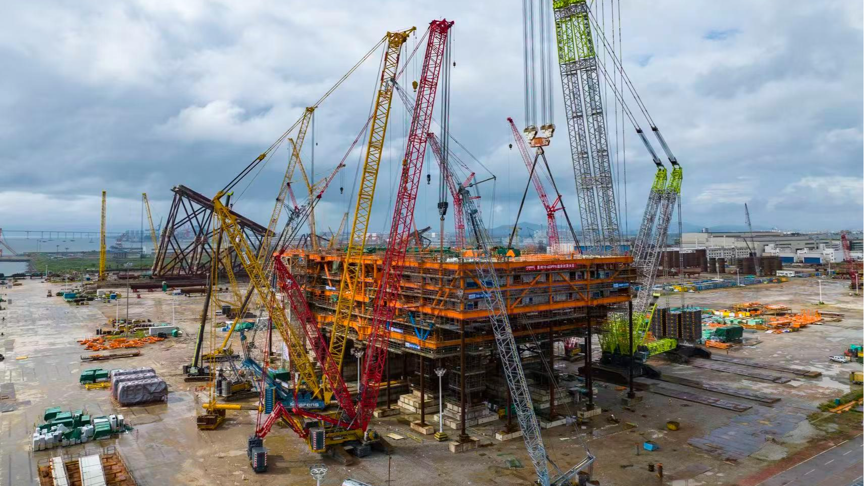La structure principale de la plate-forme Huizhou 19-6 est achevée à Zhuhai, dans la province chinoise du Guangdong (sud), le 22 août 2026. /CMG