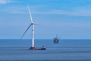 La première plate-forme éolienne flottante à pattes tendues de 16 MW au monde entre en service