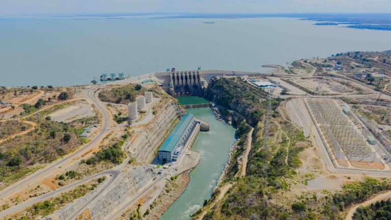 La centrale hydroélectrique Julius Nyerere de 2 115 mégawatts, un projet historique dans le district de Rufiji, dans la région côtière, en Tanzanie, le 22 août 2026. /Présidence tanzanienne