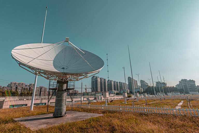 Les satellites météorologiques chinois s&rsquo;associent pour suivre le typhon Dolphin