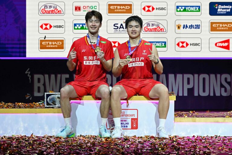 Liang et Wang remportent la seule médaille d&rsquo;or de la Chine, la France entre dans l&rsquo;histoire aux Mondiaux BWF