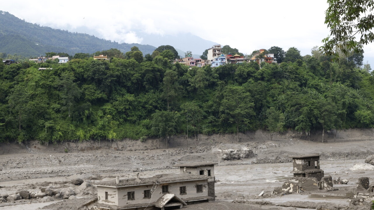 Media, 'ice avalanche may have caused river flooding in Nepal'