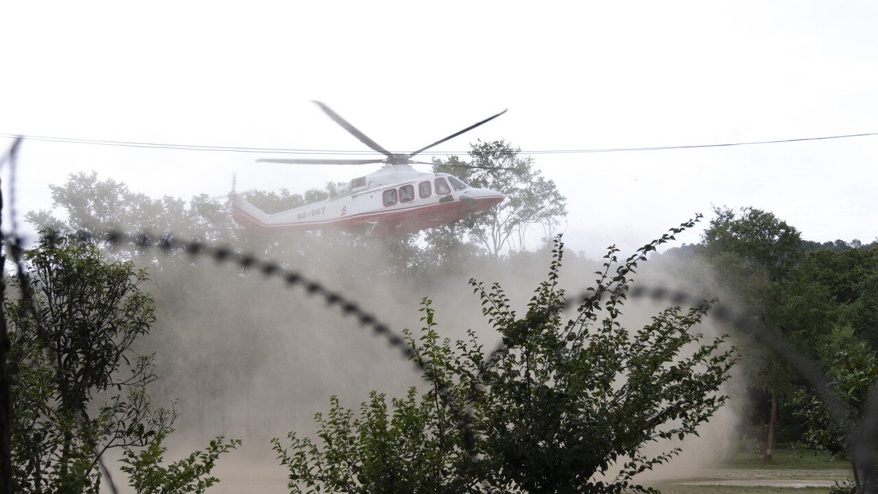 Nepal authorities, two Italians among the 27 tourists saved