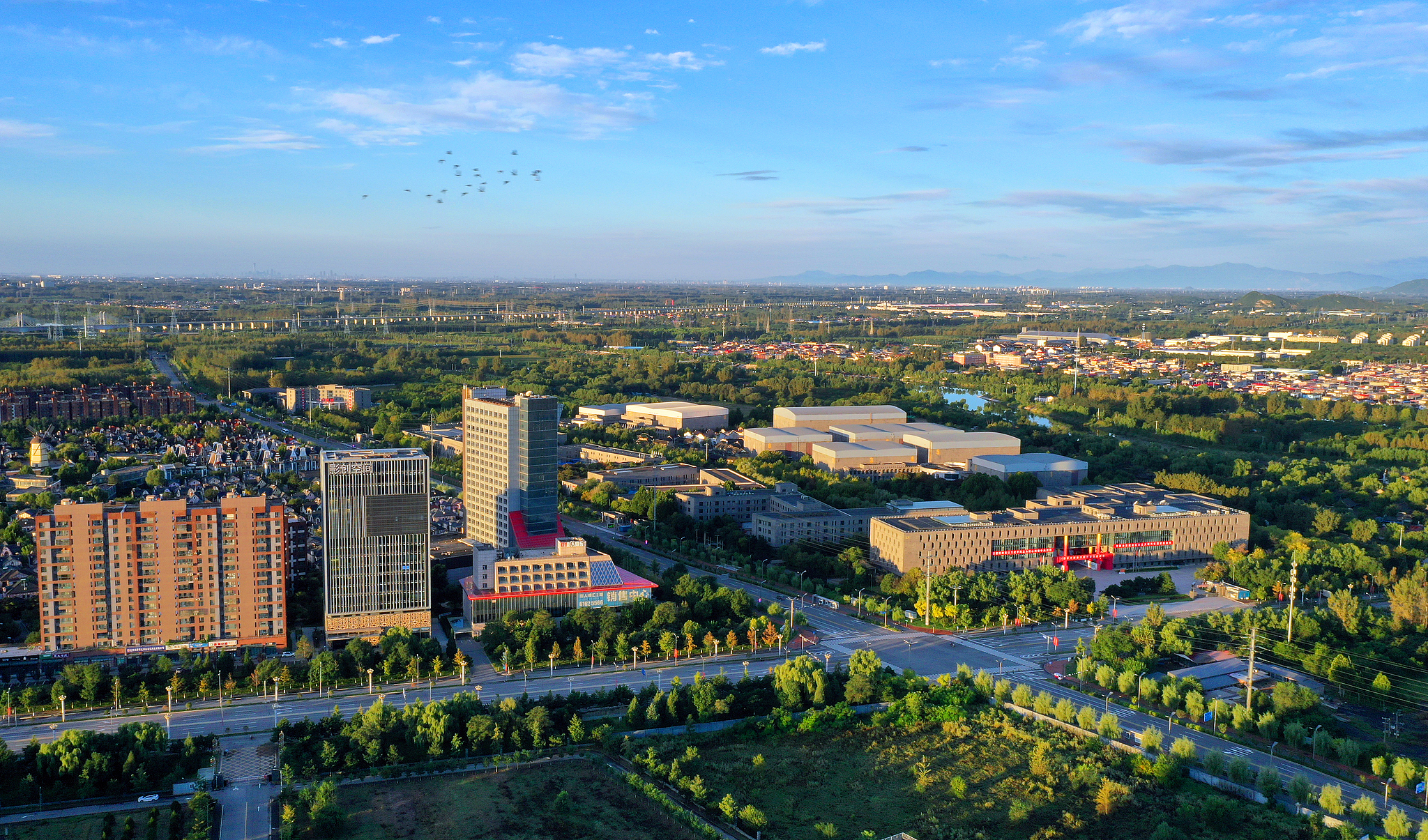 Une vue aérienne de la base cinématographique et télévisuelle chinoise (Huairou) à Pékin. /VCG