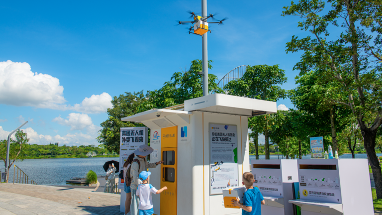 Des drones de livraison aux salles de classe IA : les services chinois se mondialisent