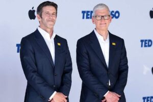 John Ternus succède à Tim Cook au poste de PDG d&rsquo;Apple