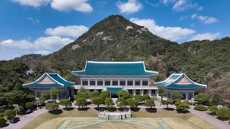 Photo d'archives du bureau présidentiel de la Corée du Sud, Cheong Wa Dae, ou la Maison Bleue, à Séoul, en Corée du Sud. /VCG
