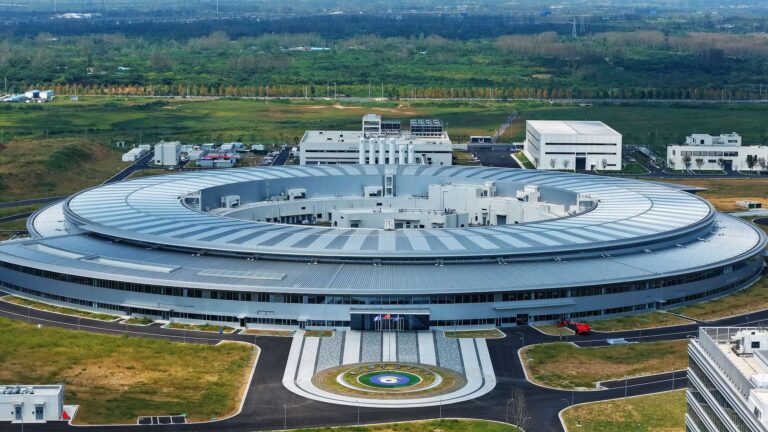 La nouvelle installation chinoise de rayonnement synchrotron réalise son premier faisceau