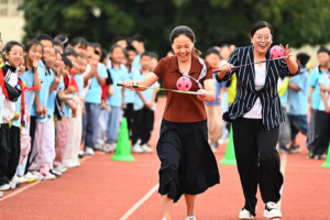 Le président Xi présente ses salutations à l&rsquo;approche de la Journée des enseignants