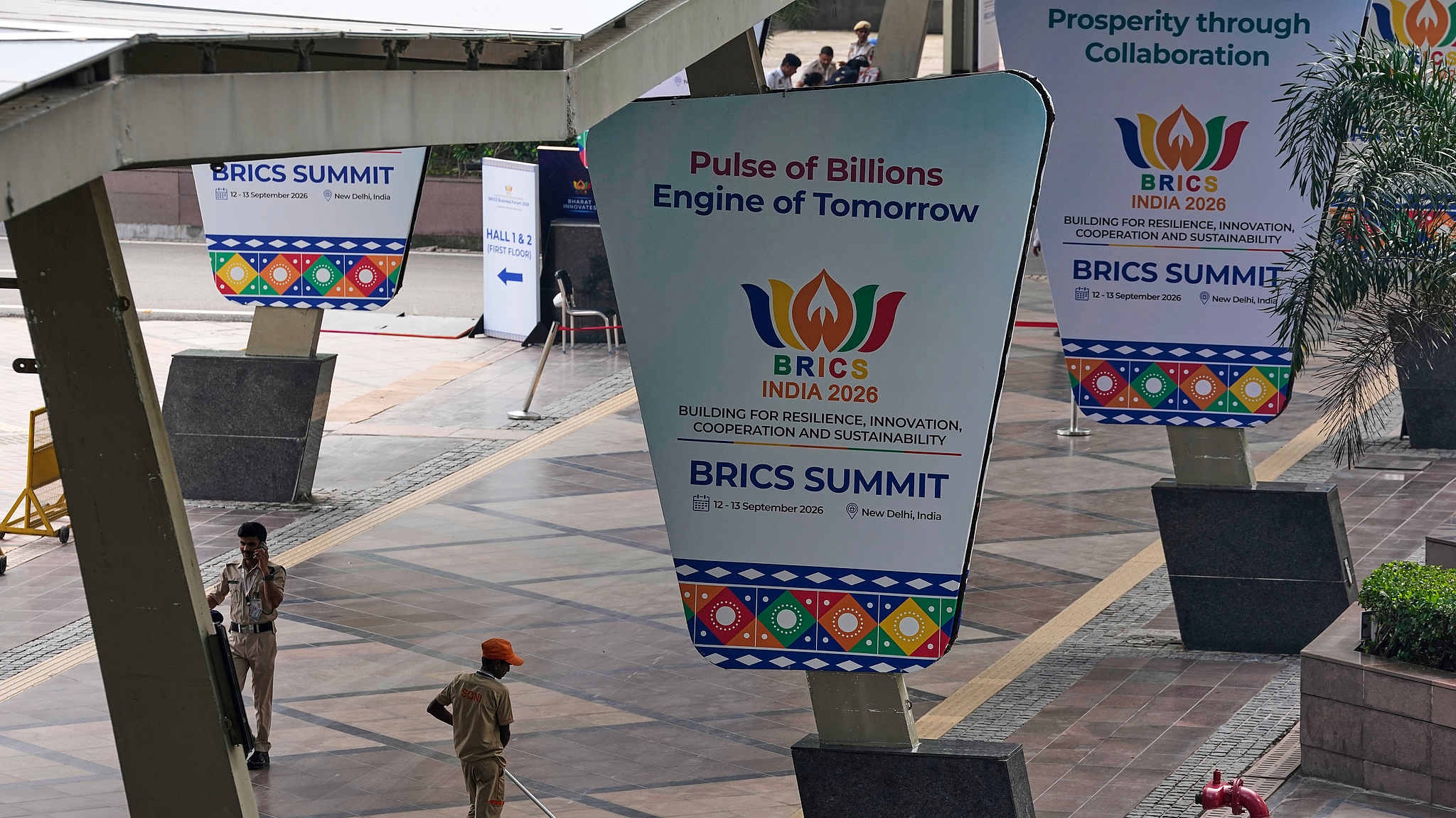 Panneaux installés pour le sommet des BRICS, à New Delhi, en Inde, le 12 septembre 2026. /CFP