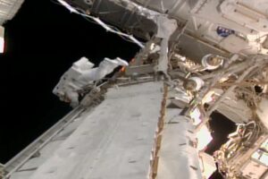 Les astronautes de la NASA et de l&rsquo;ESA effectuent une sortie dans l&rsquo;espace à l&rsquo;extérieur de l&rsquo;ISS