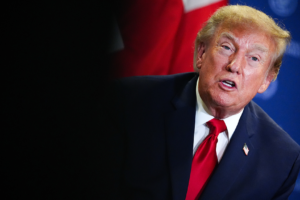 Trump dévoile un projet sidérurgique de 15 milliards de dollars dans l&rsquo;Iowa