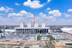 La première mégabase chinoise d&rsquo;énergies renouvelables dans le désert est entièrement en ligne