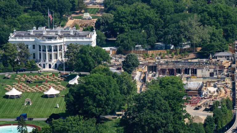 Les travaux se poursuivent pour la construction de la salle de bal de la Maison Blanche, Washington, DC, États-Unis, le 19 mai 2026. /VCG