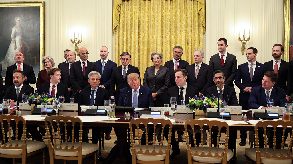 Le président américain Donald Trump (au centre) s'exprime lors d'un événement à l'Auditorium Andrew W. Mellon, Washington, DC, États-Unis, le 29 septembre 2026. /VCG