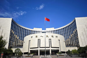 Un RMB axé sur le marché et la voie vers un rééquilibrage mondial