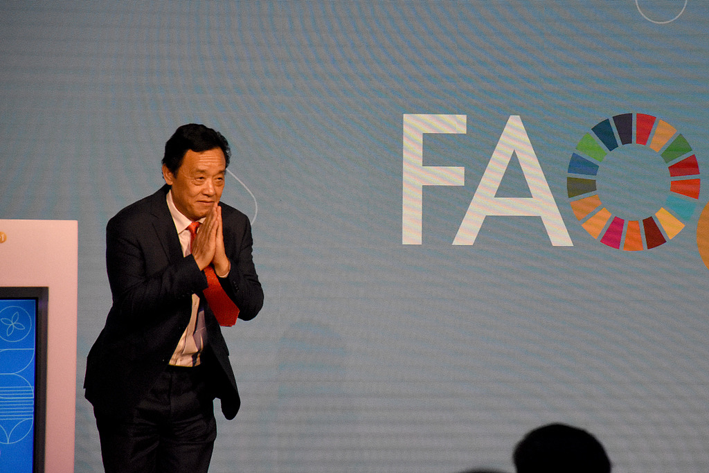 Qu Dongyu, directeur général de l'Organisation des Nations Unies pour l'alimentation et l'agriculture, assiste à la cérémonie d'ouverture du Forum mondial de l'alimentation 2026 à Rome, en Italie, le 12 octobre 2026. /VCG