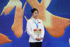 Zhang Yufei et Zhang Zhanshuo brillent alors que les records asiatiques chutent à Pékin